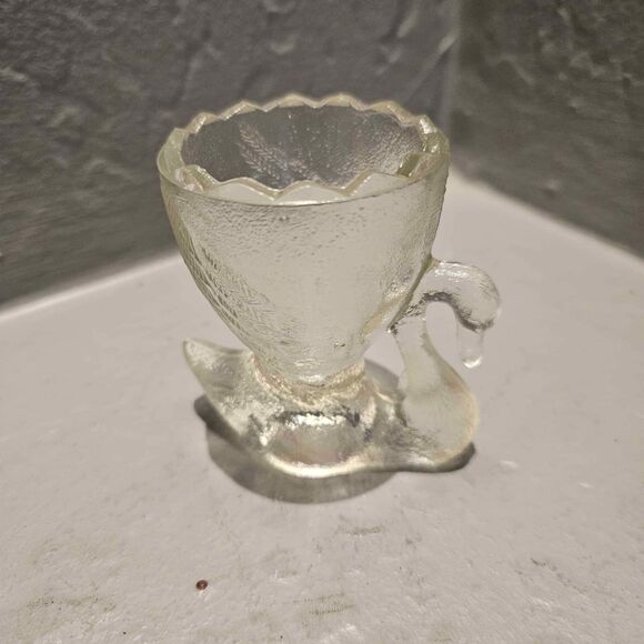 3 Glass Egg Cups - Picture 3 of 4